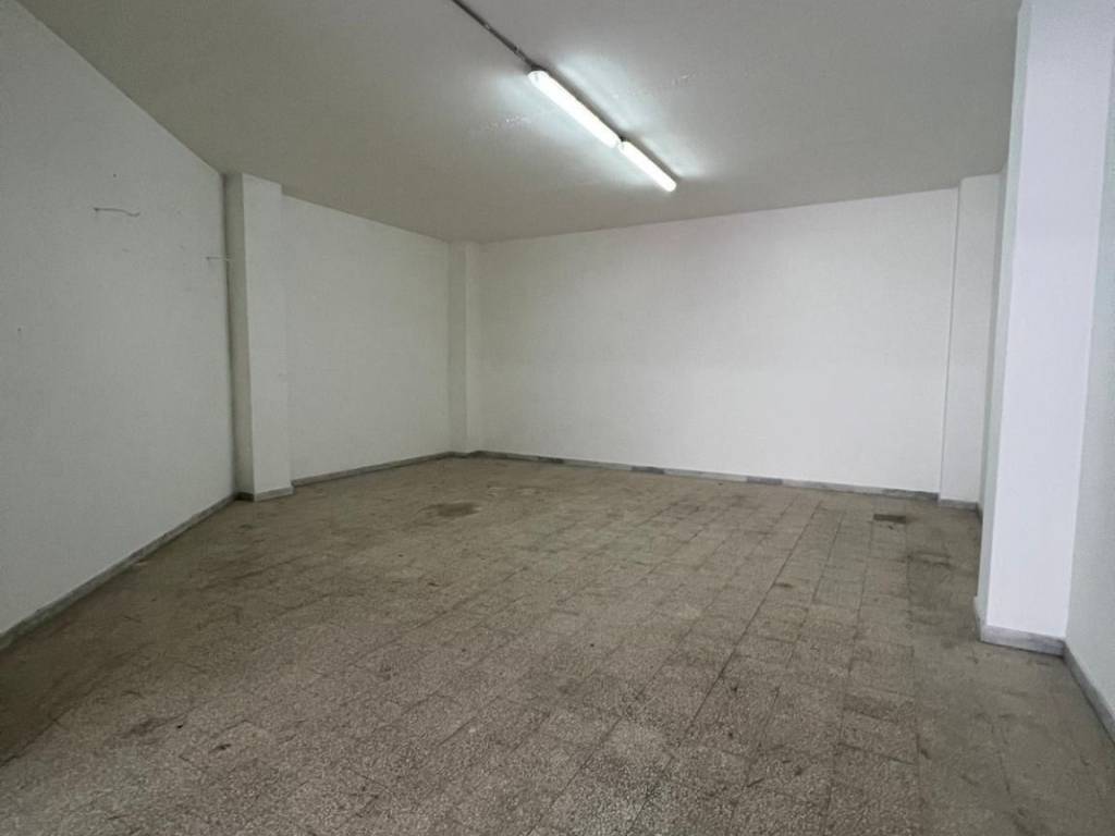 Box / garage a Foggia in Via Padre Antonio da Olivadi, 47 - Foto 5
