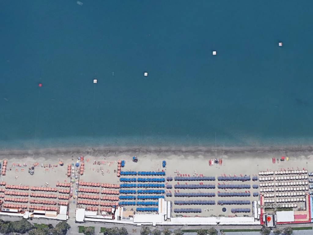Appartamento a Varazze in Via Francesco Cilea - Foto 2