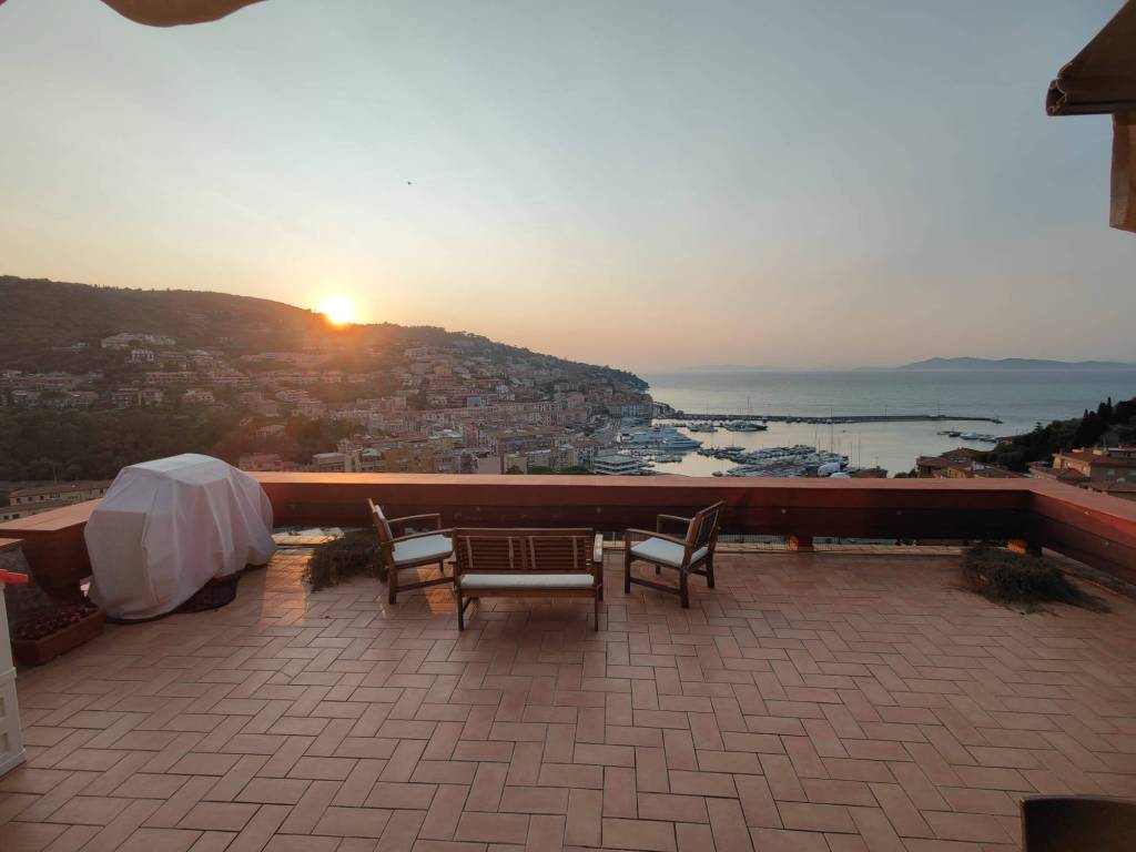 Appartamento a Monte argentario in Via delle Fornaci - Foto 2