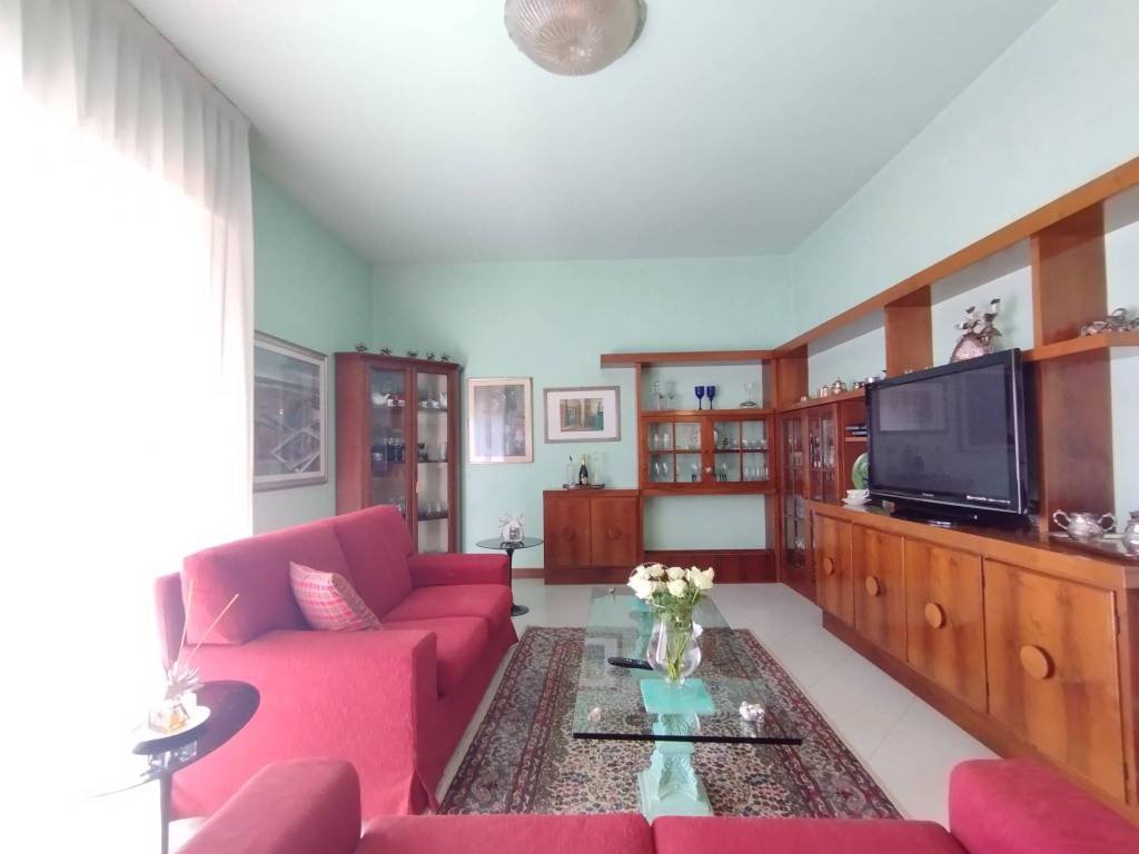Appartamento a Quarrata in Via Corrado da Montemagno - Foto 2
