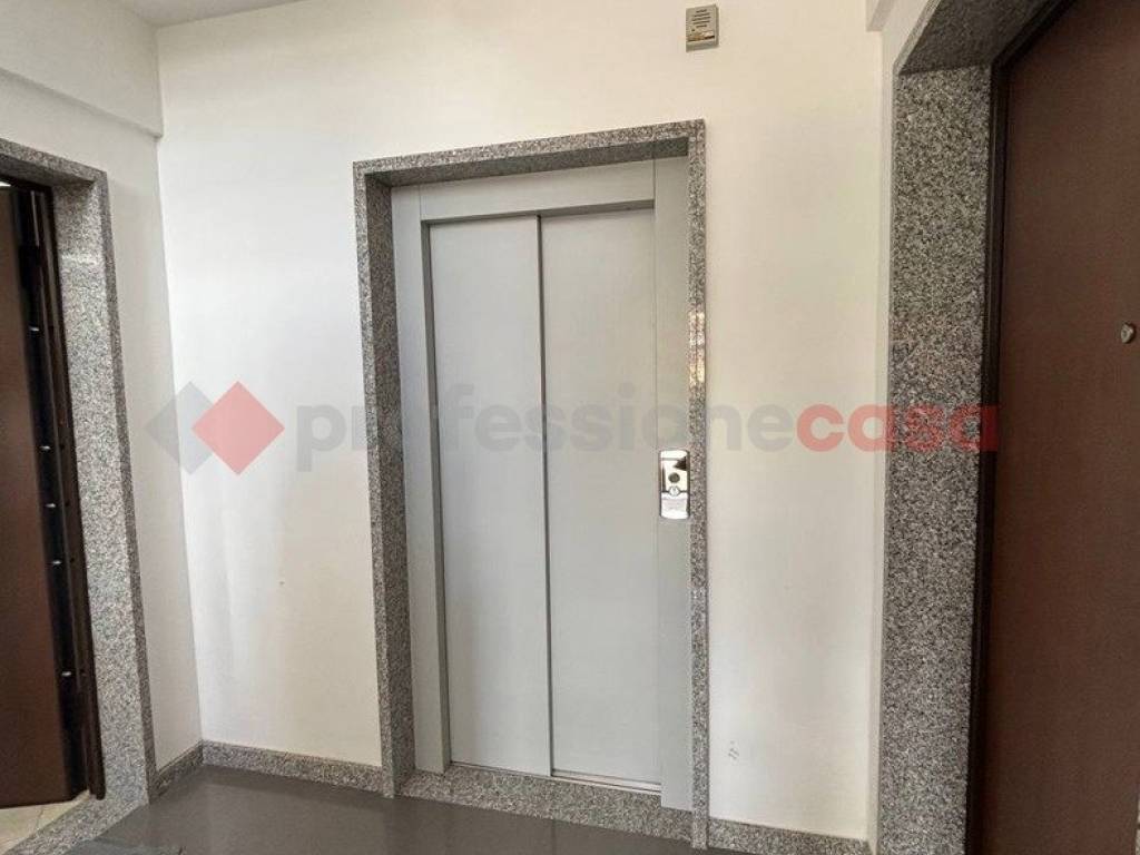 Appartamento a Taranto in via Prusciano, 10 - Foto 4