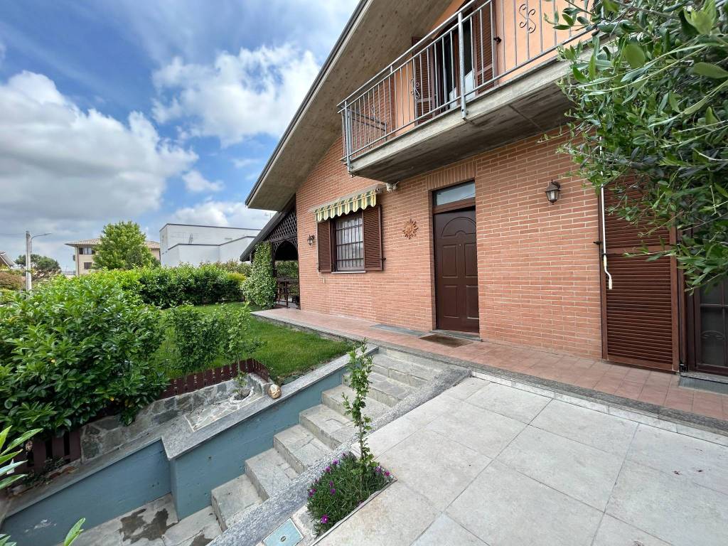 Villa a Alessandria in Via Genova - Foto 5