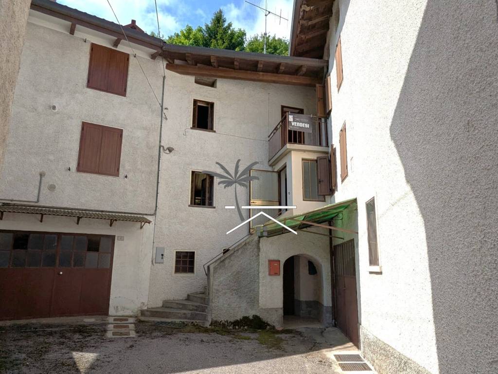 Casa indipendente a Velo d'astico in Via Brocconeo, 5 - Foto 3