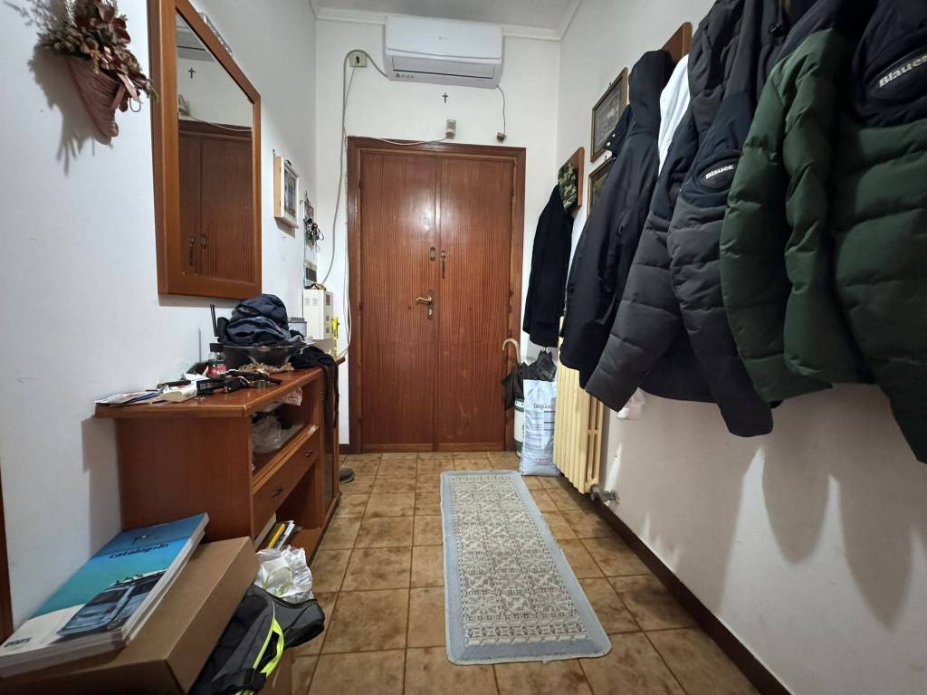 Villa a Aprilia - Foto 5