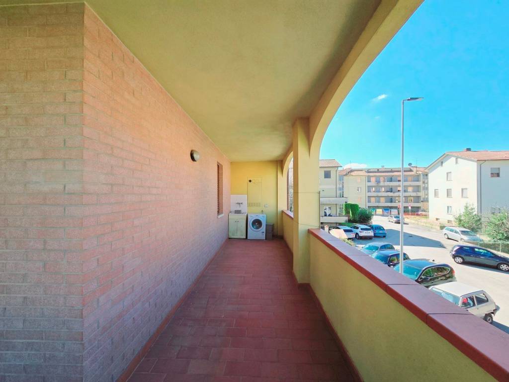 Appartamento a Arezzo in Via Vittorio Fossombroni - Foto 5