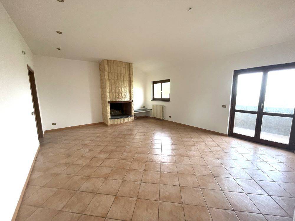 Appartamento a Terni in Strada della Romita - Foto 2