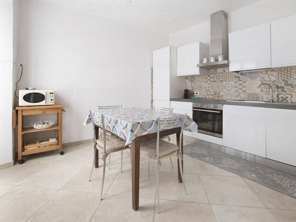 Appartamento a Laigueglia in Via Dante Alighieri - Foto 4