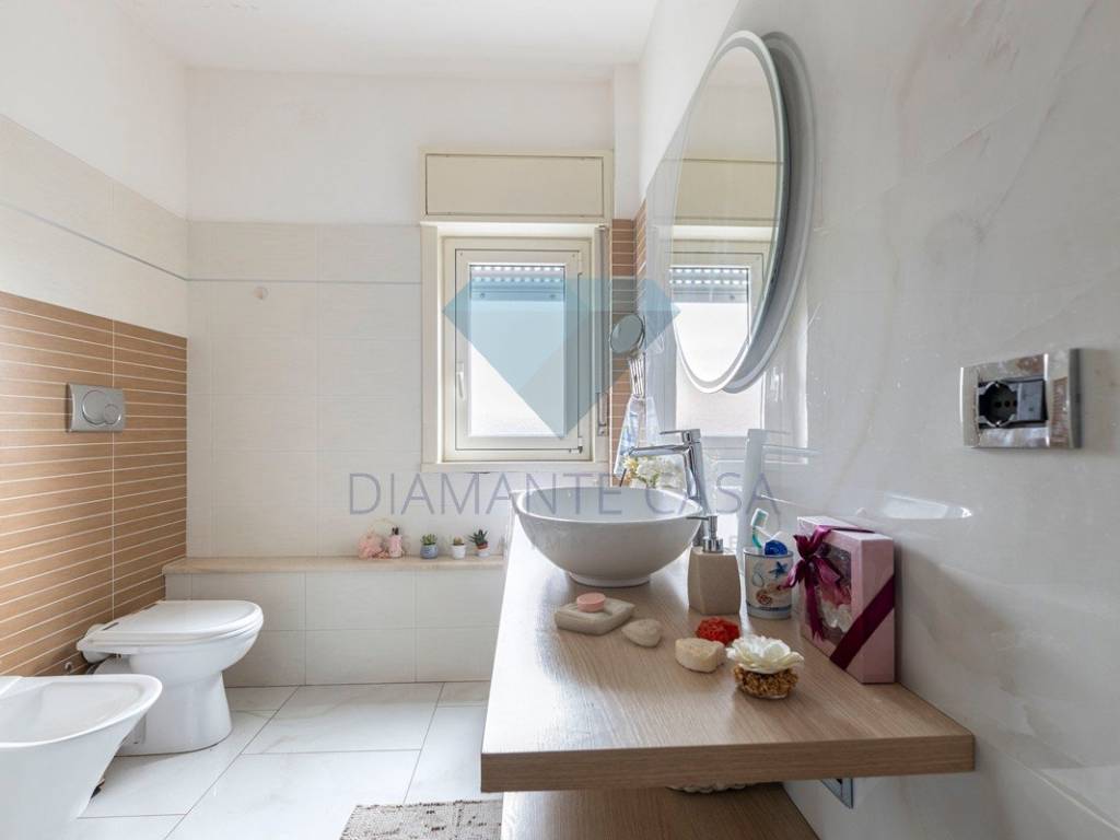 Appartamento a Catania in Via Giuseppe Marcellino, 8 - Foto 5