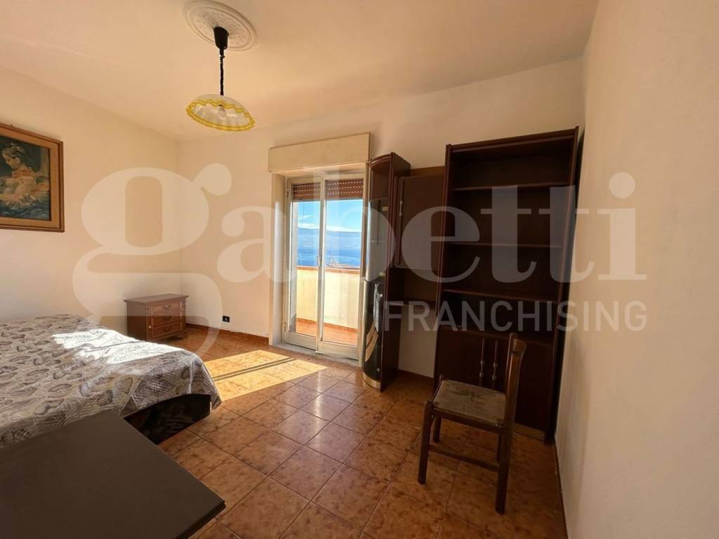 Appartamento a Messina in Viale Regina Elena, 109 - Foto 2