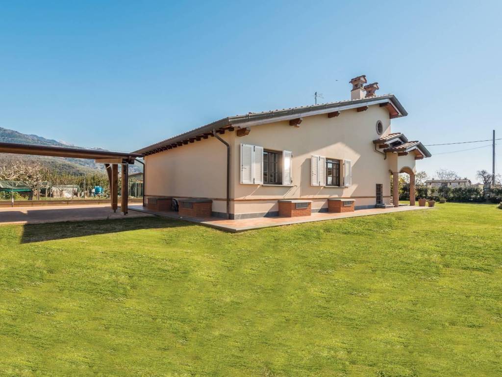 Villa a Pietrasanta in Via Del Lago, 70 - Foto 4