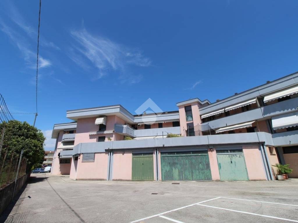 Appartamento a Camisano vicentino in Via Bonifacio, 36 - Foto 3