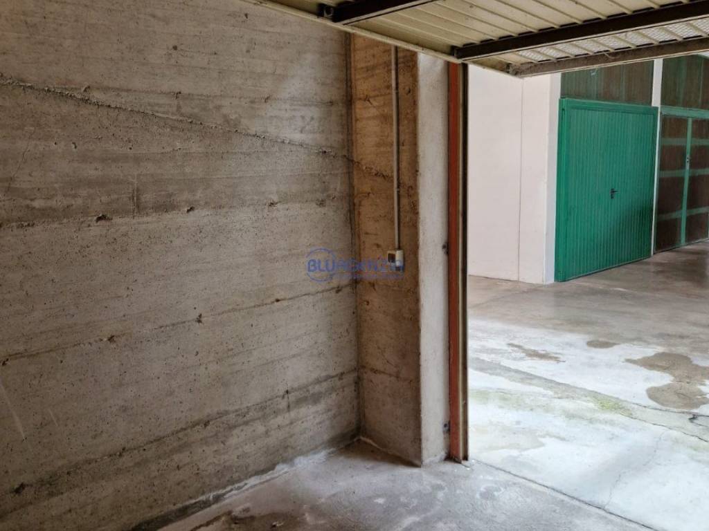 Box / garage a Thiene in VIA ferrarin - Foto 3