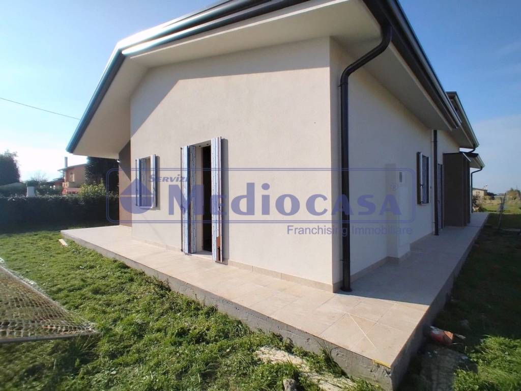 Villa a Rovigo in Viale dei Mille - Foto 2
