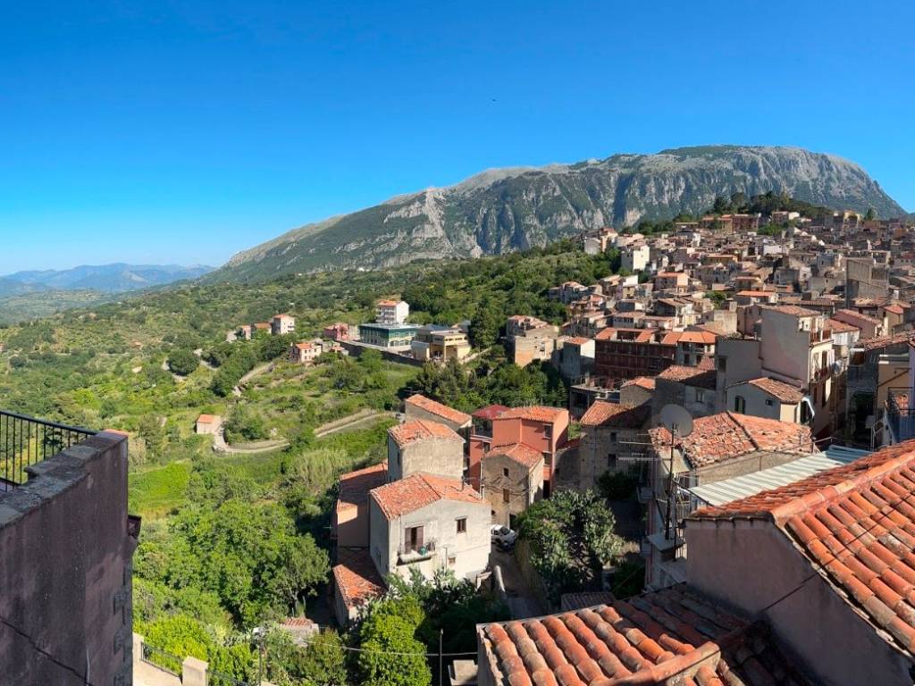 Casa indipendente a Isnello in Via Giuseppe Verdi - Foto 3