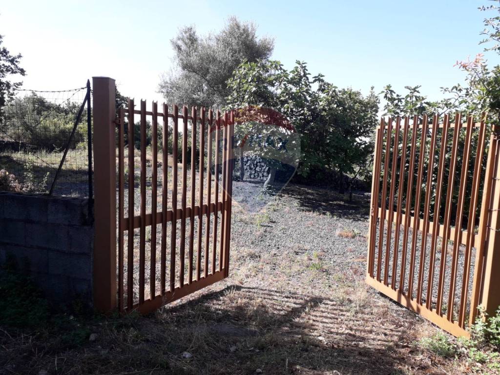 Terreno a Tremestieri etneo in Via Caravaggio - Foto 3