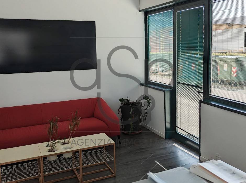 Immobile a Montegrotto terme in Via del Commercio - Foto 2