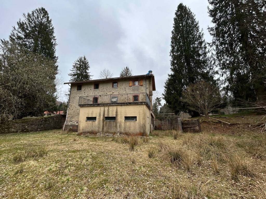 Terreno a Recoaro terme in Via Recoaro Mille - Foto 2