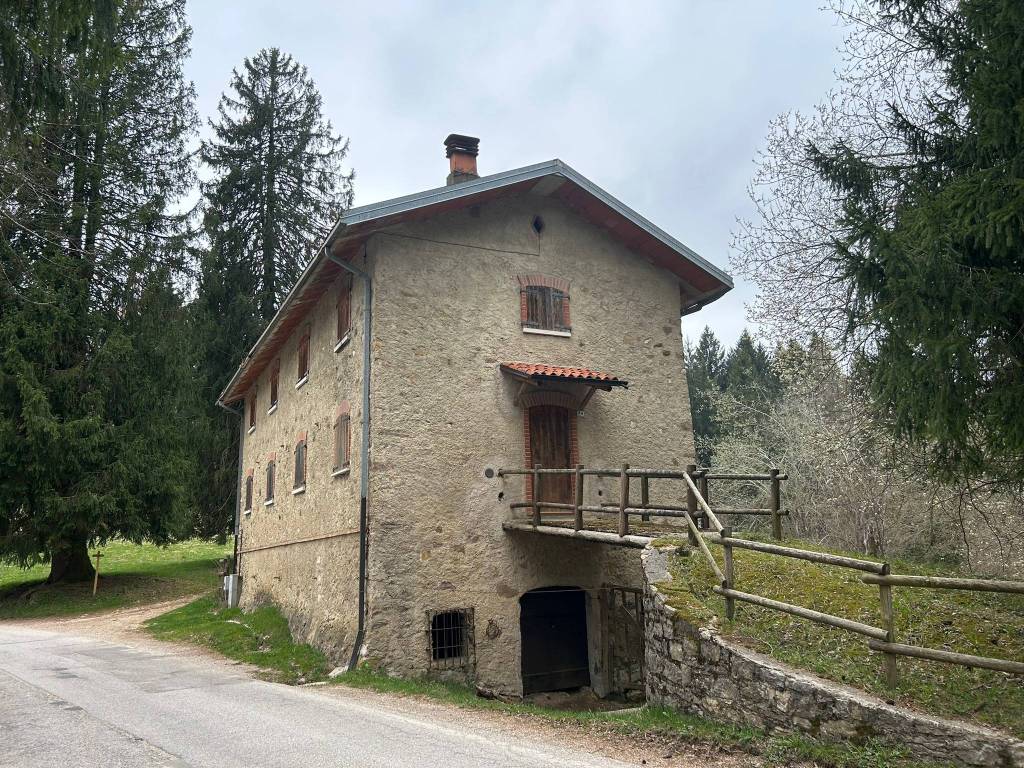 Terreno a Recoaro terme in Via Recoaro Mille - Foto 3