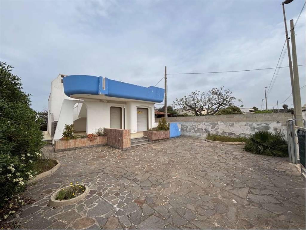 Villa a Alliste in Via arciprete verardi - Foto 2