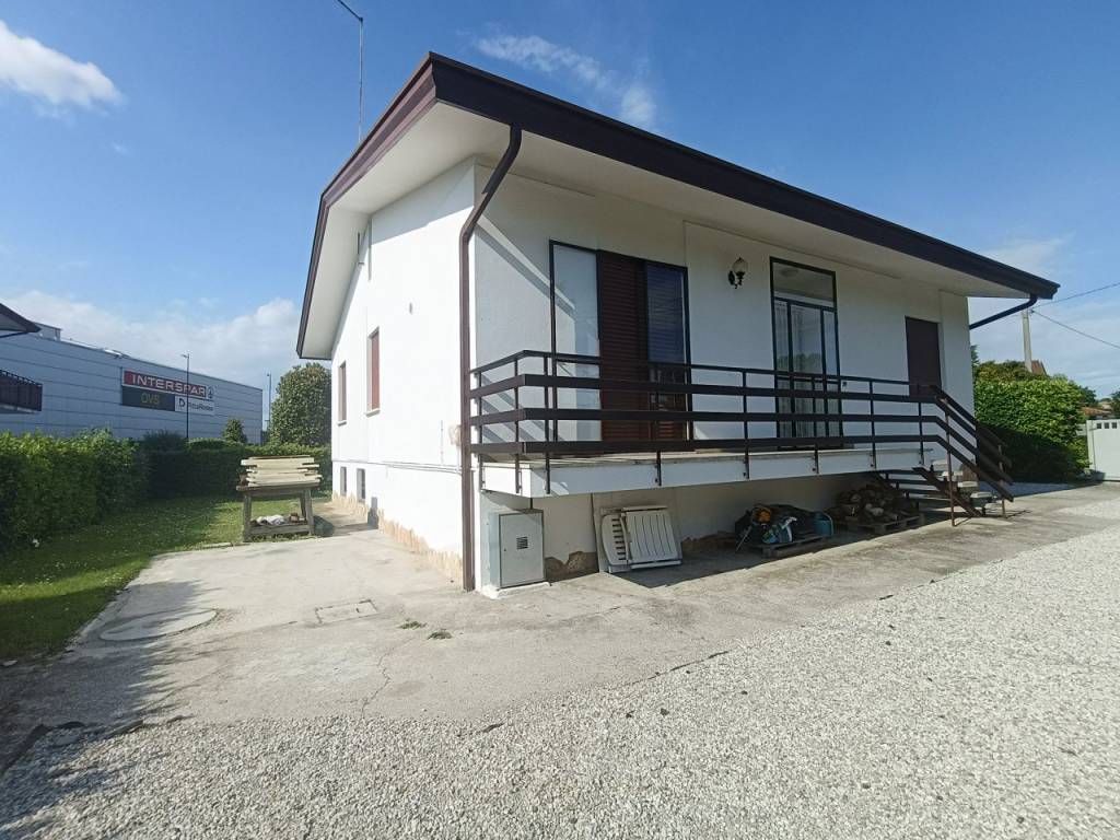 Villa a Selvazzano dentro in Via Brentella - Foto 2