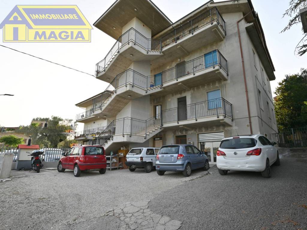 Appartamento a Colli del tronto in Via Salaria, 79 - Foto 2
