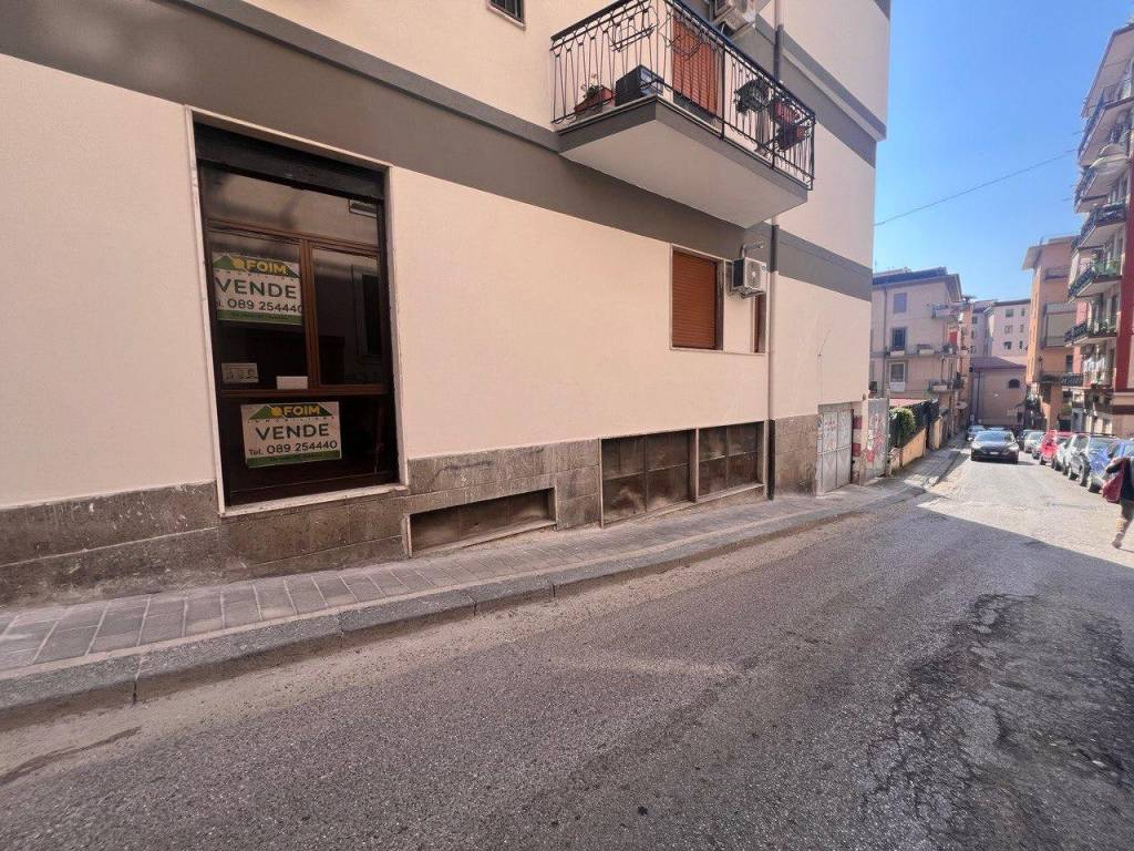 Immobile a Salerno in Piazza San Francesco d'Assisi - Foto 2