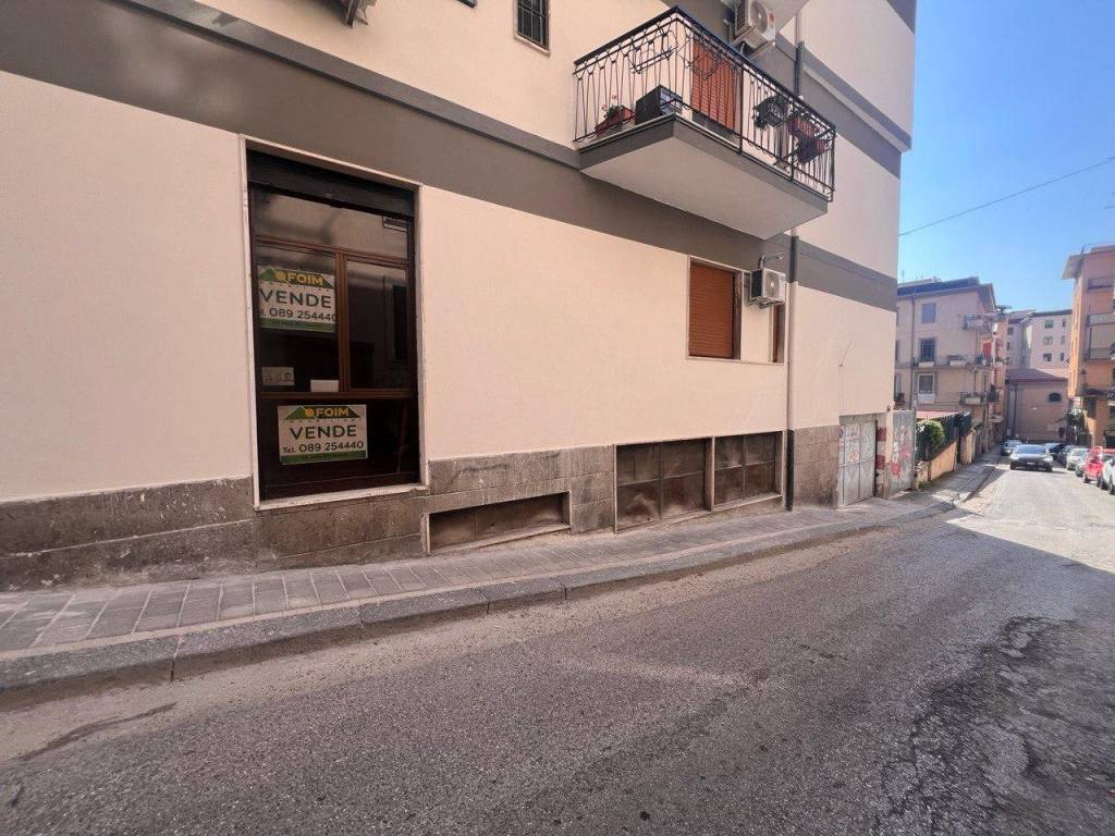Immobile a Salerno in Piazza San Francesco d'Assisi - Foto 3