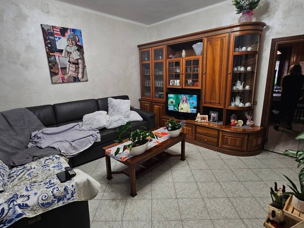 Appartamento a Gravellona toce in Corso Guglielmo Marconi - Foto 4