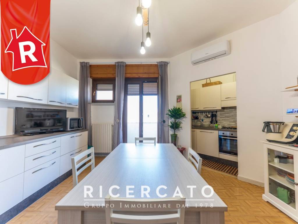 Appartamento a Surbo in Via Martiri d'Otranto, 14 - Foto 3