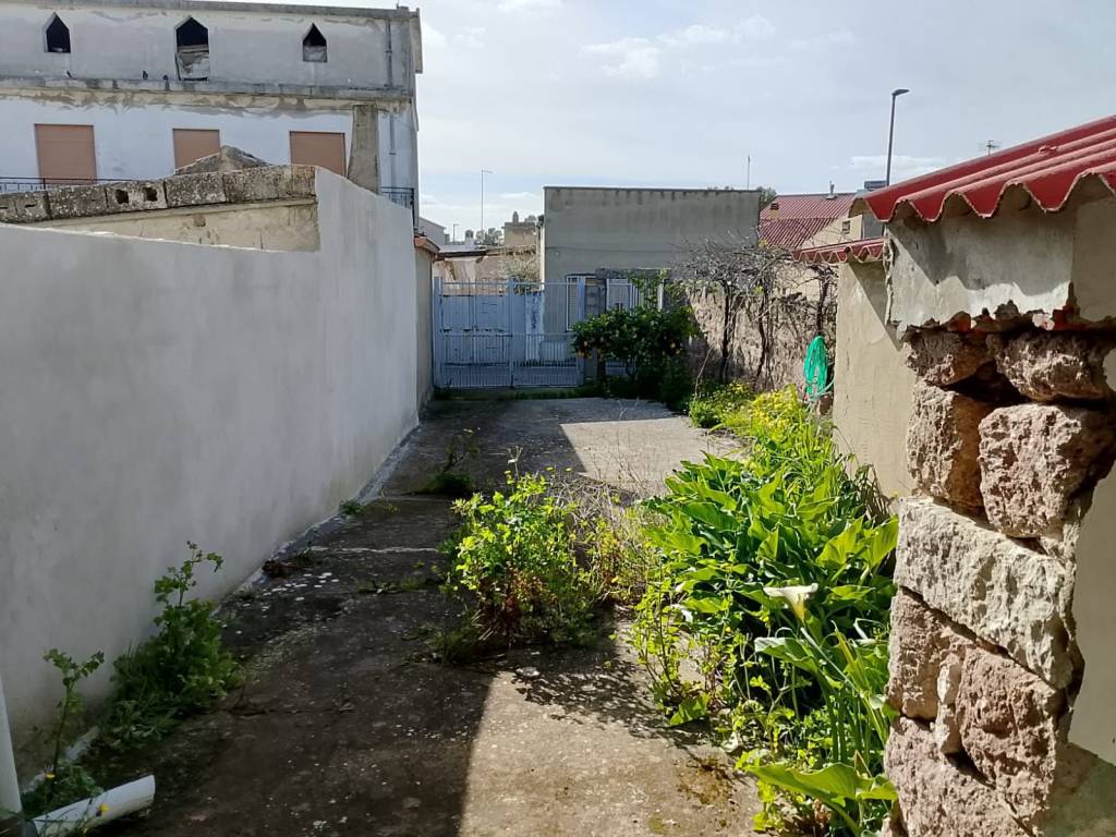 Villa a Piscinas in Via Murrecci, 11 - Foto 3