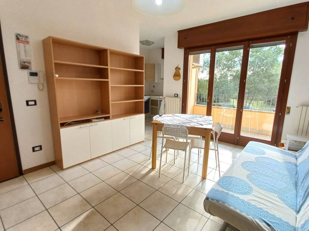 Appartamento a Terre del reno in Piazza Sandro Pertini, 18 - Foto 2