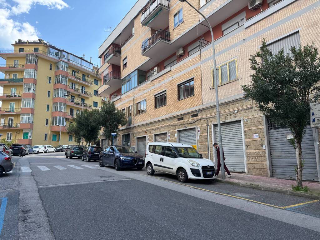 Immobile a Salerno in Via Camillo Sorgente, 74 - Foto 3