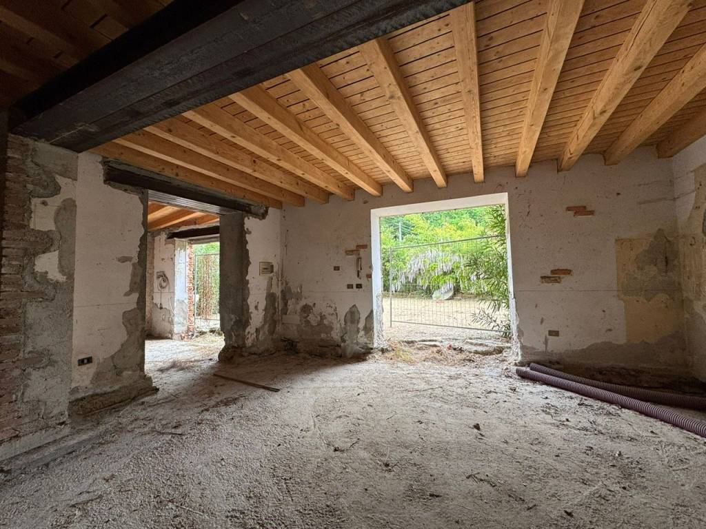 Casa indipendente a Caino in Via Nazionale - Foto 4