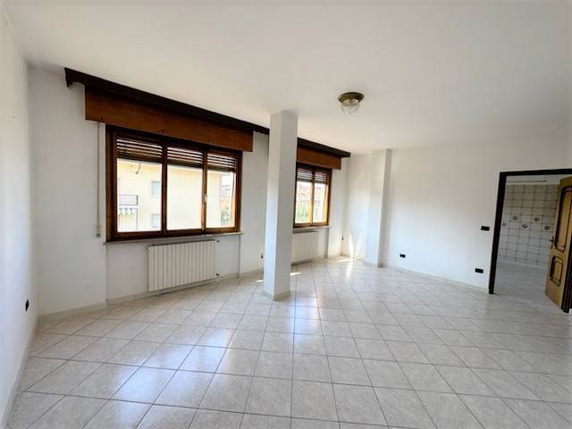 Appartamento a Acqui terme in Piazza Giacomo Matteotti, 4 - Foto 3