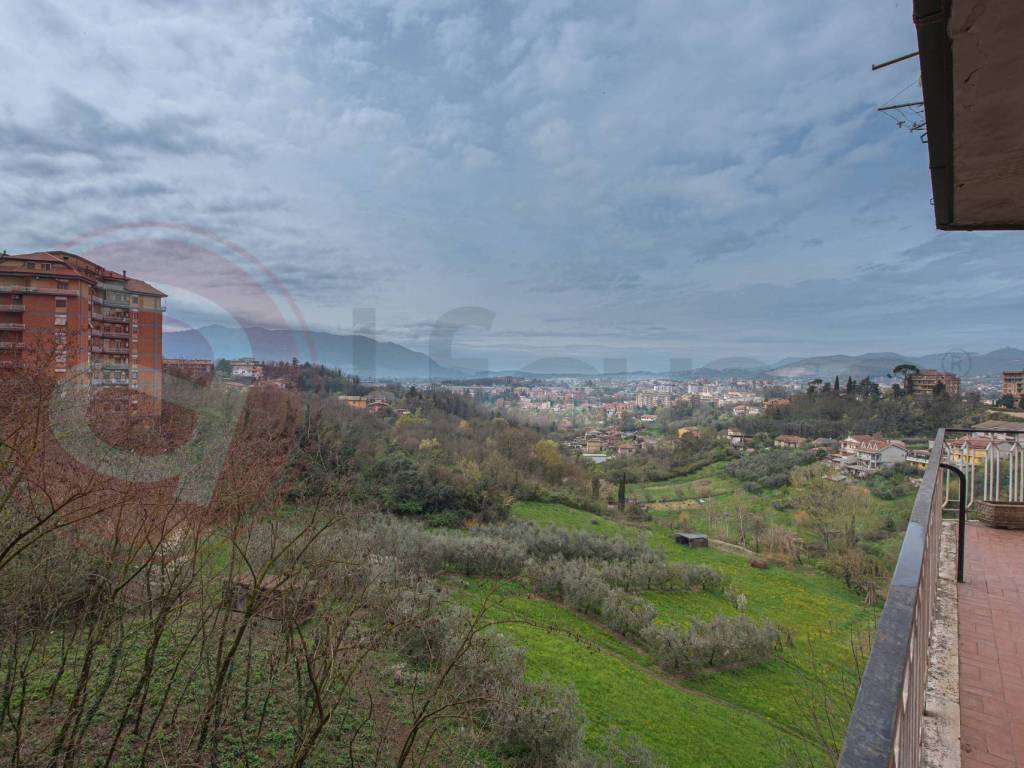 Appartamento a Frosinone in Viale America Latina, 44 - Foto 3