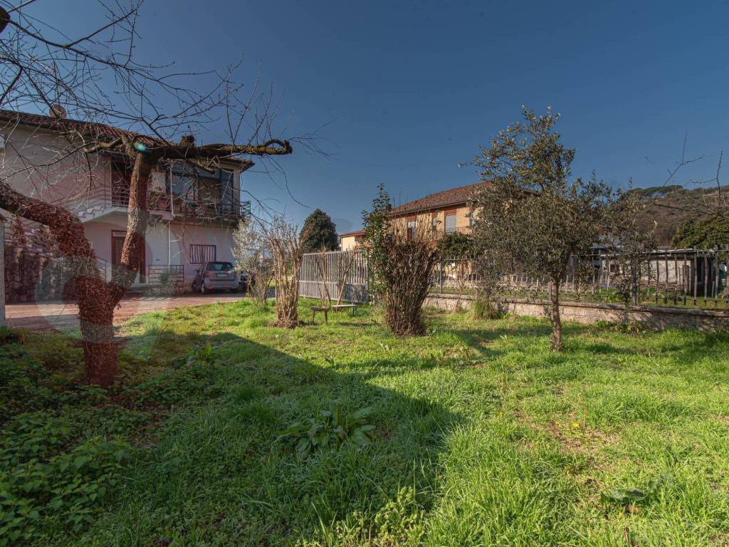 Casa indipendente a Isola del liri in Via Granciara - Foto 3