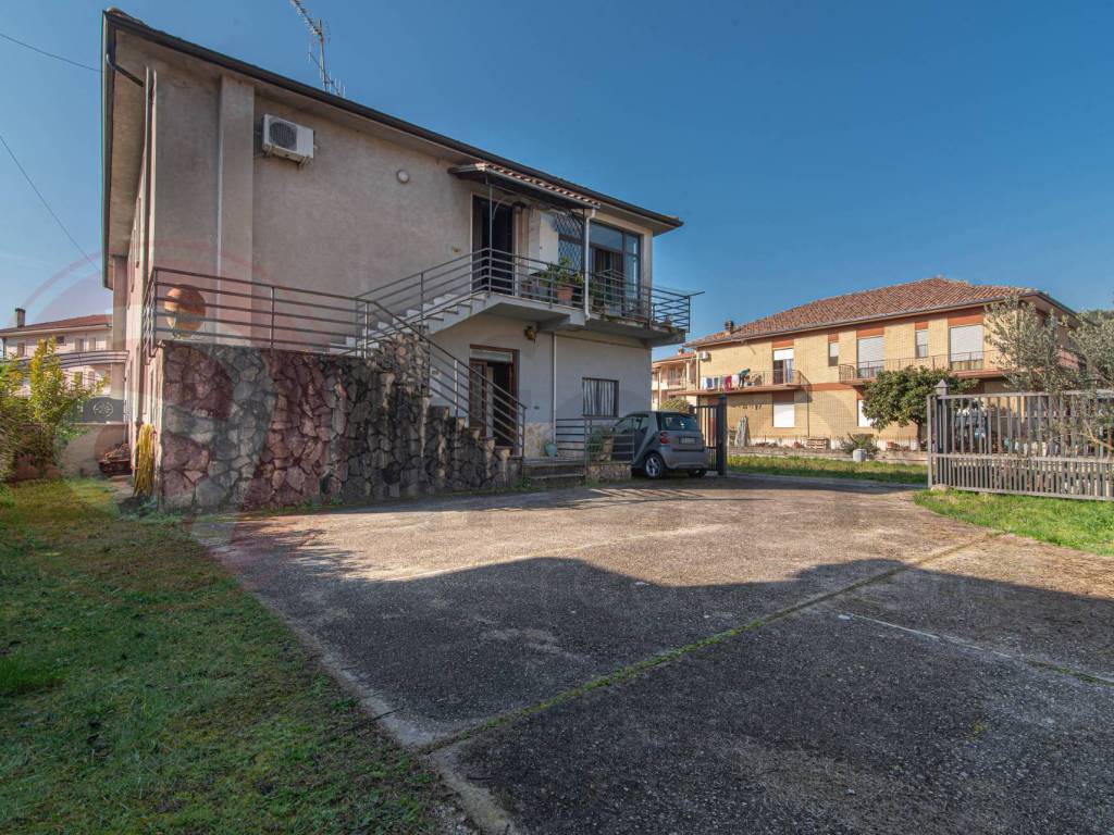 Casa indipendente a Isola del liri in Via Granciara - Foto 5