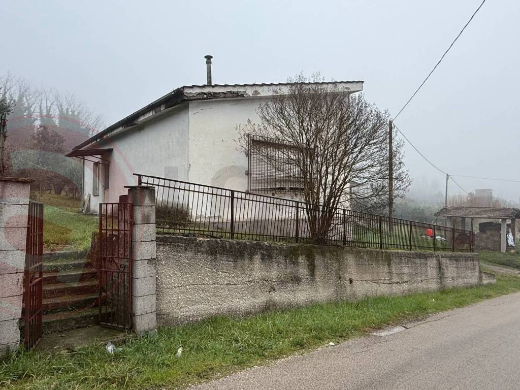 Casa indipendente a Arce in Via Colleolivo - Foto 2
