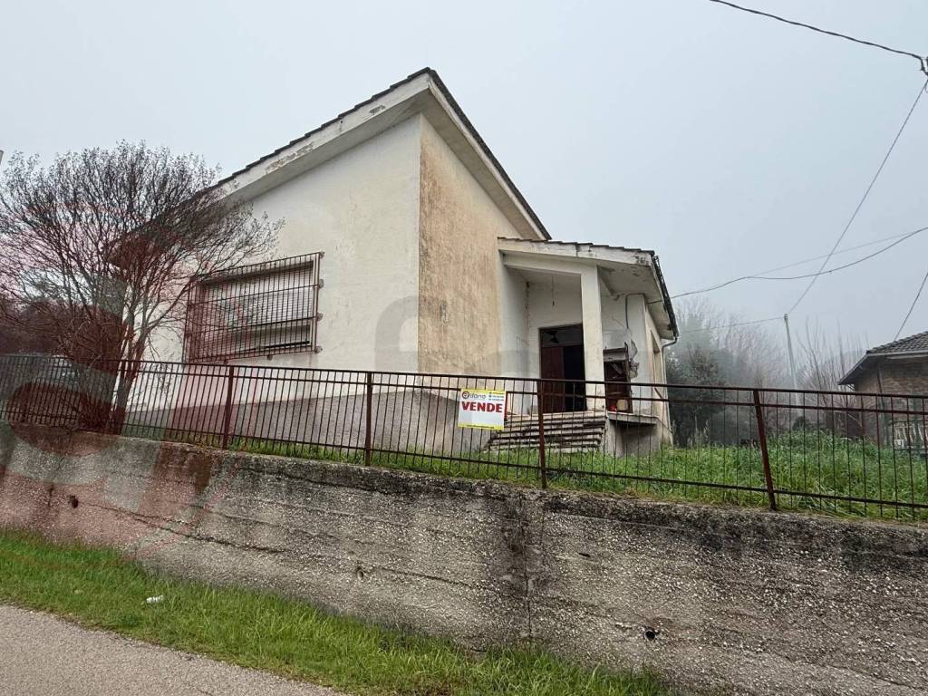 Casa indipendente a Arce in Via Colleolivo - Foto 4