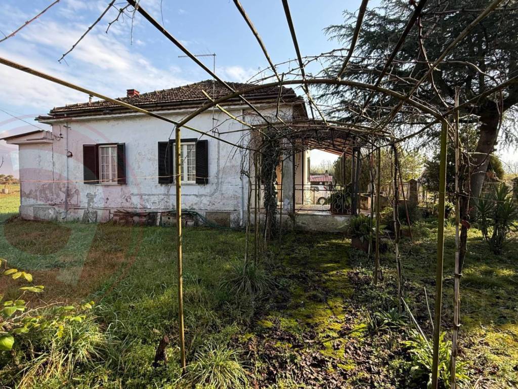 Casa indipendente a Roccasecca in Via Torre del Duca - Foto 5