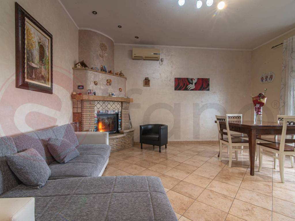 Casa indipendente a Roccasecca in Via Panniglia I, 53 - Foto 2