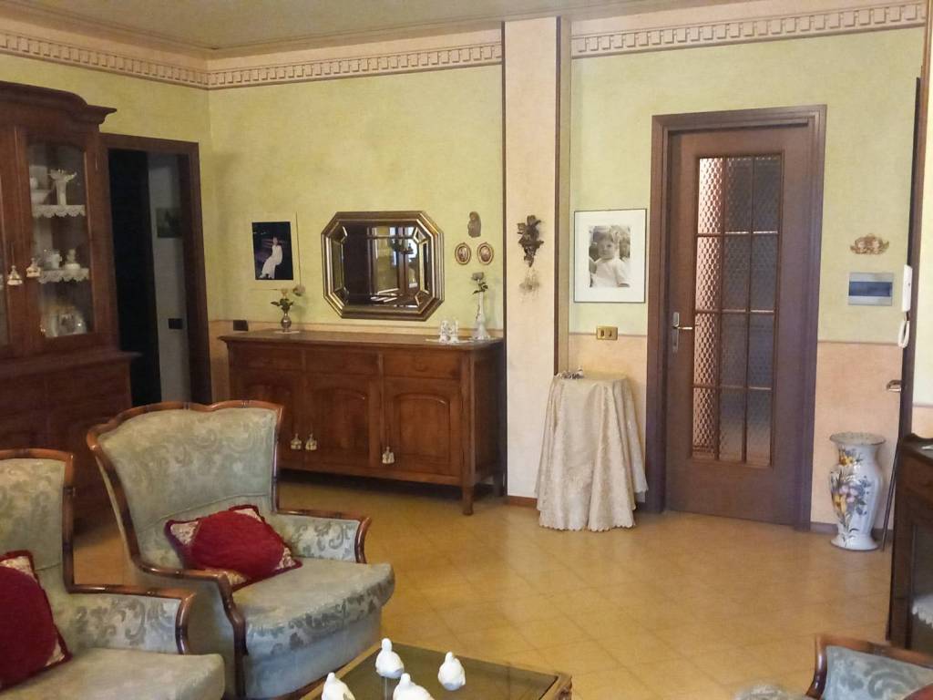 Appartamento a Cremona in Via Dionisio Solomos - Foto 2
