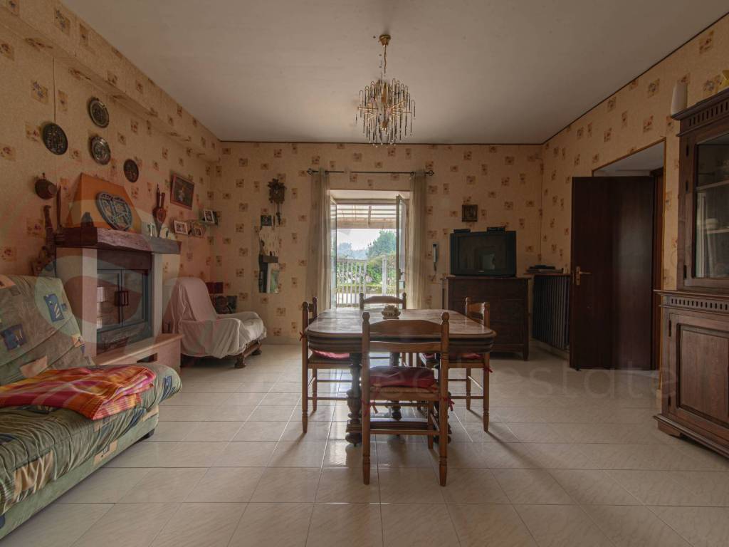 Casa indipendente a Rocca d'evandro in Via Farneto, 15 - Foto 2