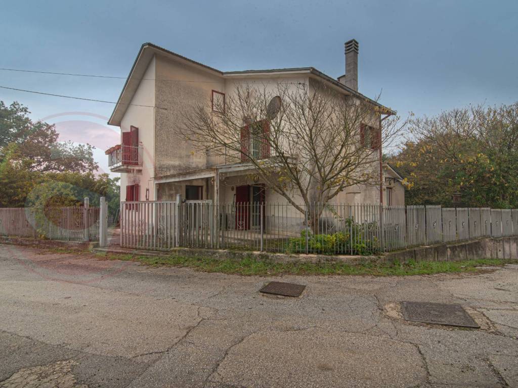 Casa indipendente a Rocca d'evandro in Via Farneto, 15 - Foto 3