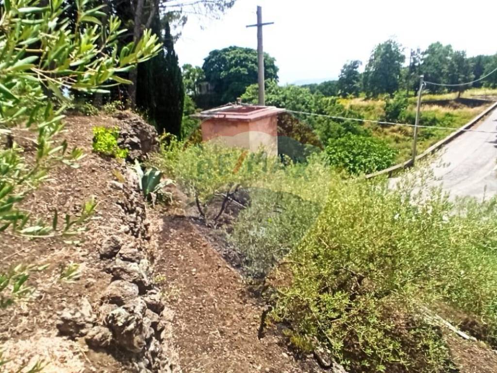 Terreno a Sant'alfio in Via FossaPoliti Fornazzo - Foto 3