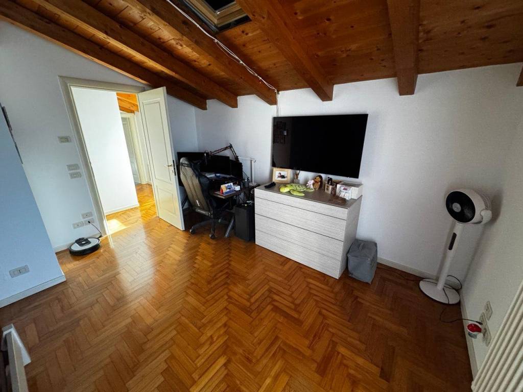 Appartamento a Castelgomberto in Via Giambattista Tiepolo, 7 - Foto 2