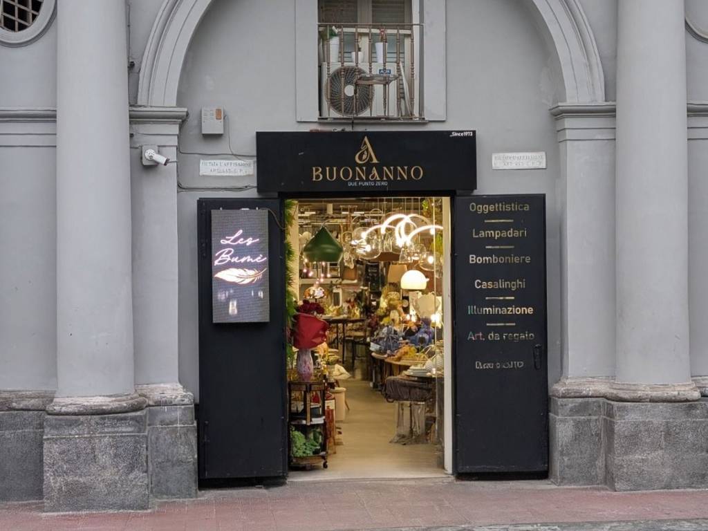 Immobile a Aversa in Piazza Vittorio Emanuele III - Foto 2