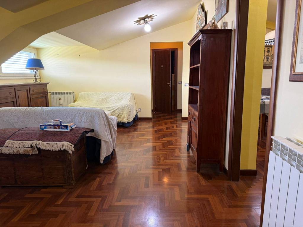 Attico / mansarda a Caltanissetta in Via Leonida Bissolati, 95 - Foto 2
