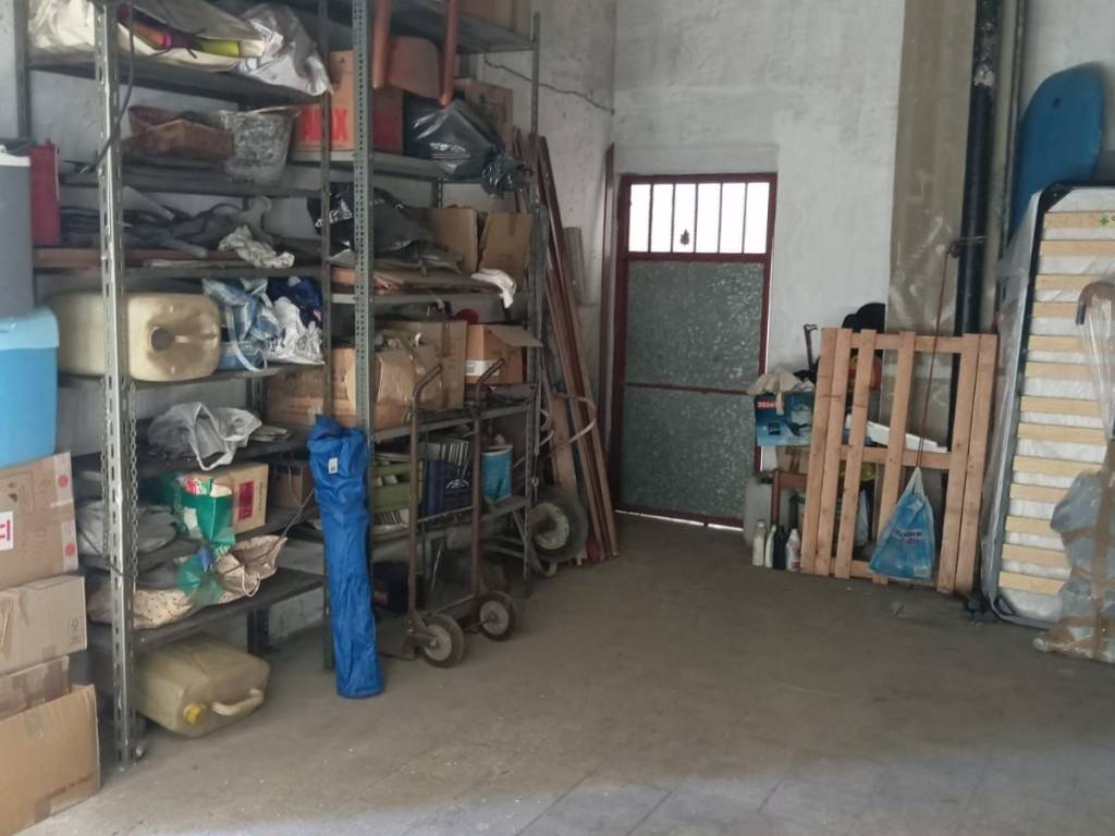 Box / garage a Aprilia in Via Leonardo da Vinci - Foto 3