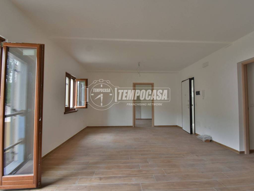 Appartamento a Caldarola in Via Piandebussi 7 - Foto 2